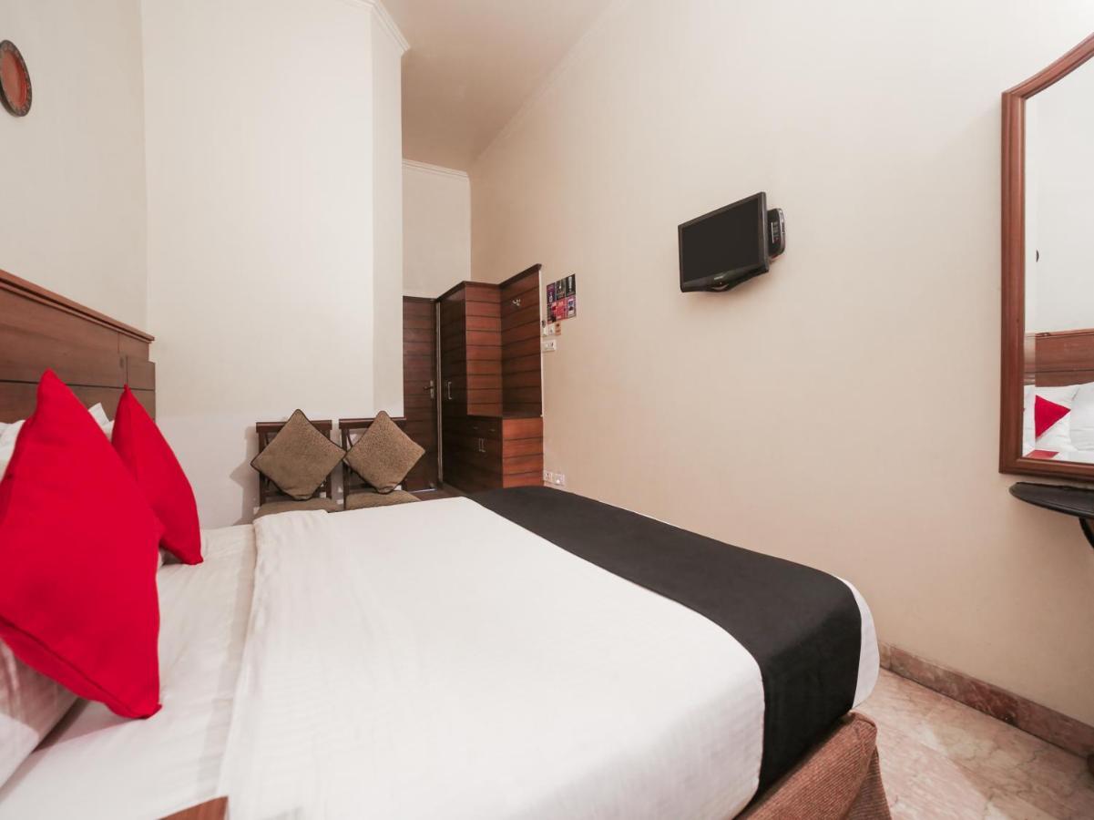 Capital O 10953 Dayal Lodge - A Boutique Hotel アーグラ エクステリア 写真