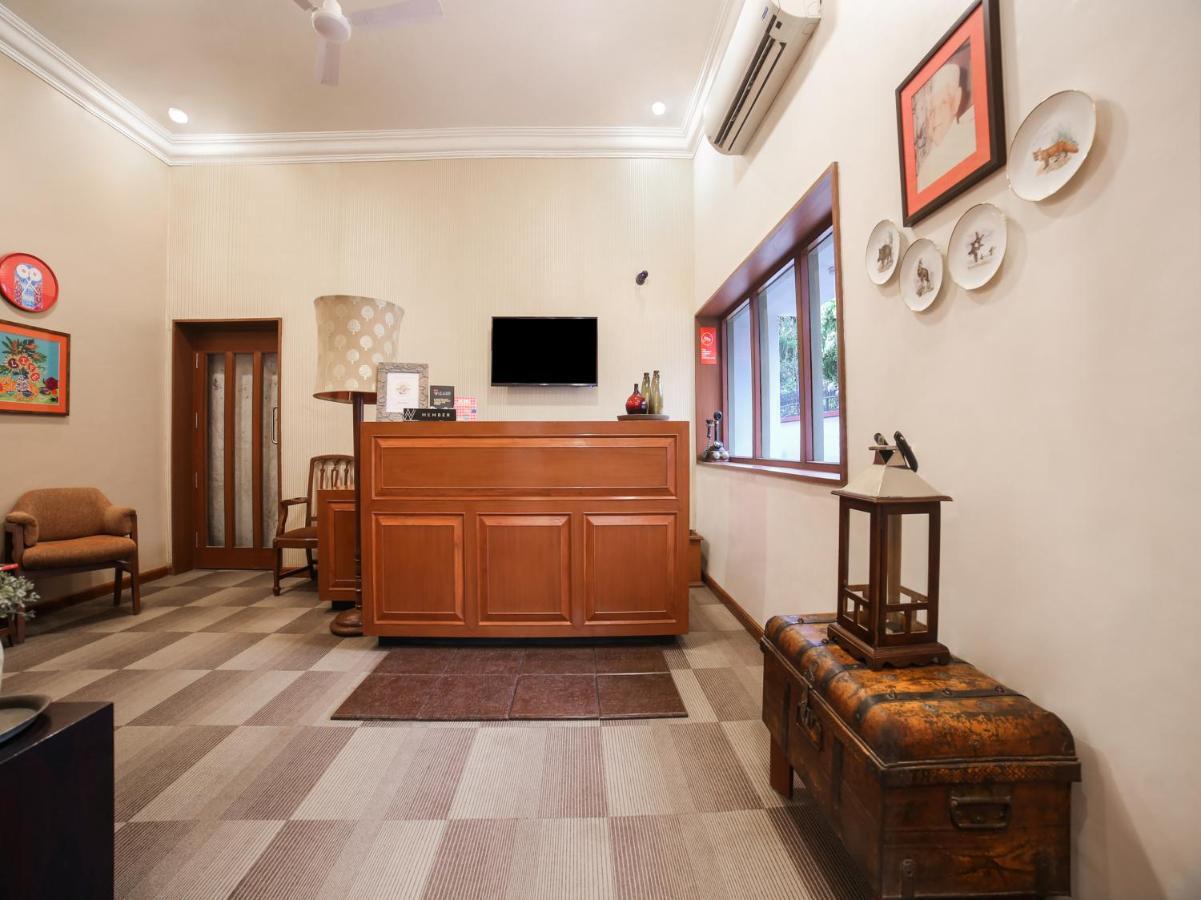 Capital O 10953 Dayal Lodge - A Boutique Hotel アーグラ エクステリア 写真